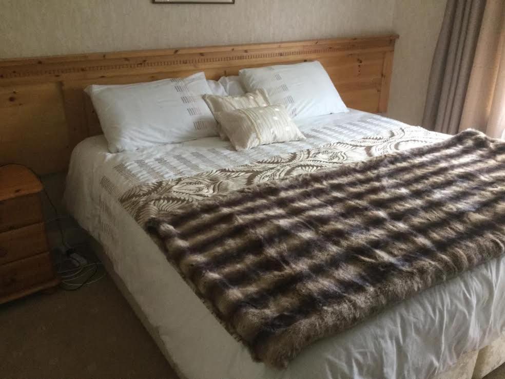 Bed and Breakfast Hillview House Кутхилл Экстерьер фото